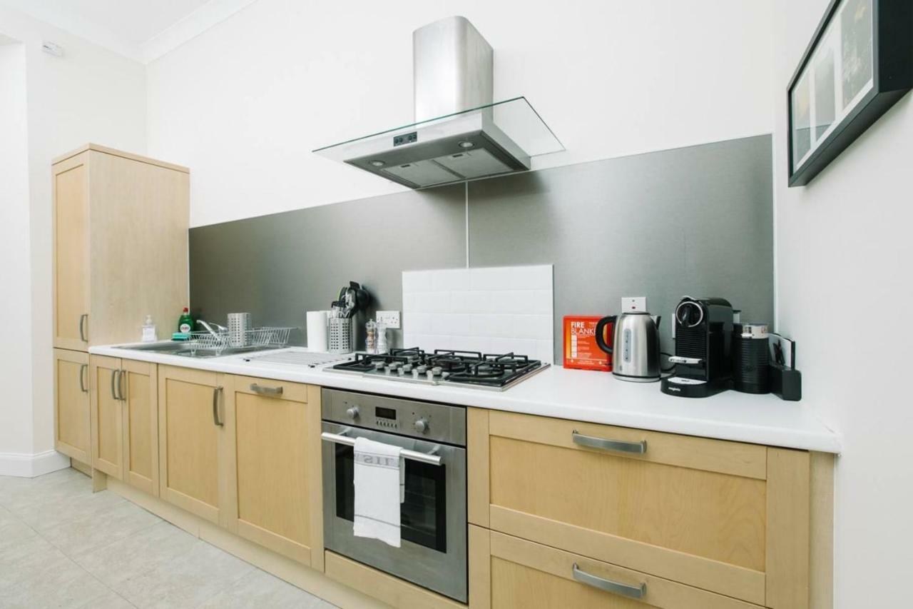 Joivy Great Location! Heart Of City Centre 3Bed Apartment เอดินบะระ ภายนอก รูปภาพ